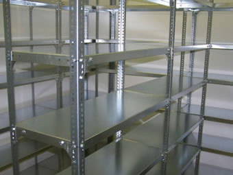 Új salgó polcrendszerek